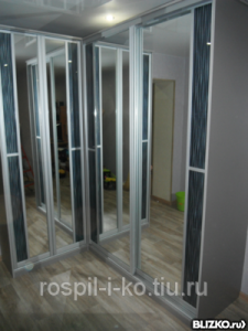 Угловой шкаф купе на заказ в Хабаровске по индивидуальным размерам большой выбор, нет ограничений